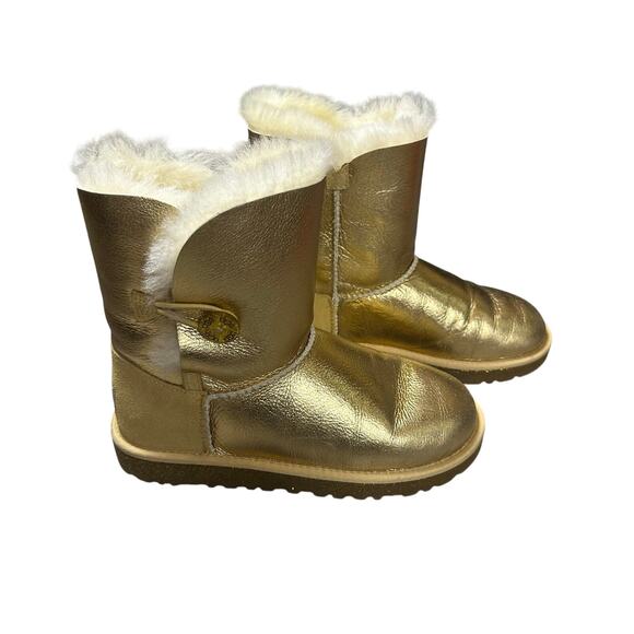 Ugg Bailey Button Metallic Gold Kids Size 4 - Picture 1 of 9